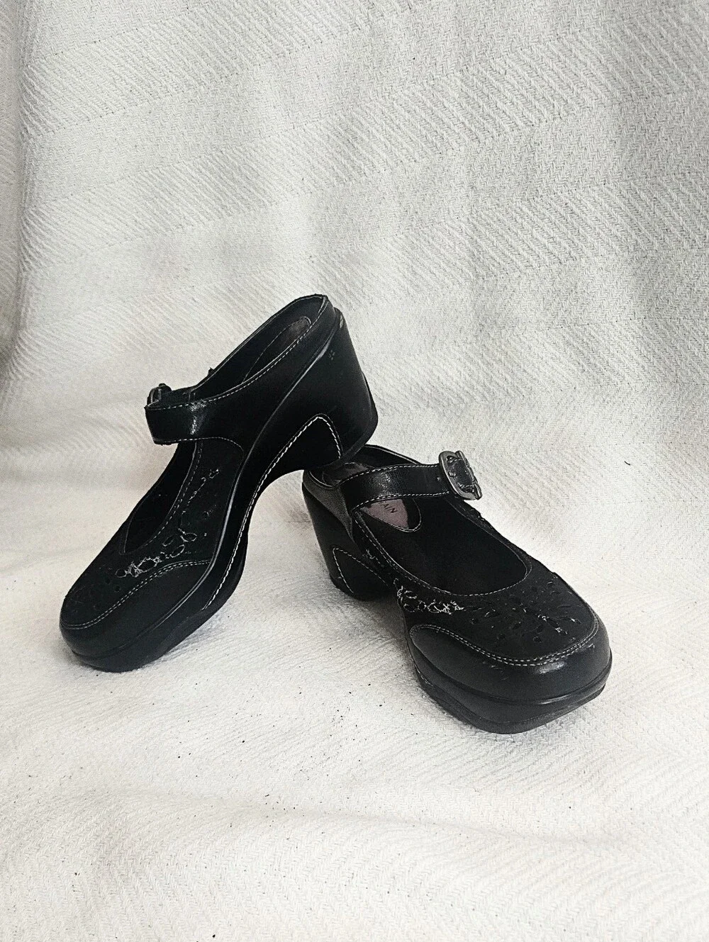 White Mountain Black Mary Jane Platform Heels with Strap